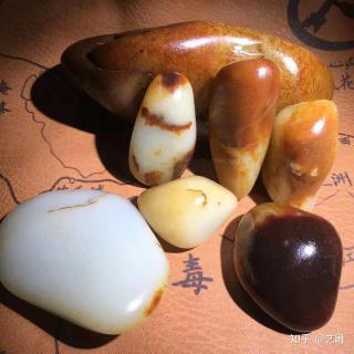 一块和田玉籽料值多少钱,要如何判断?